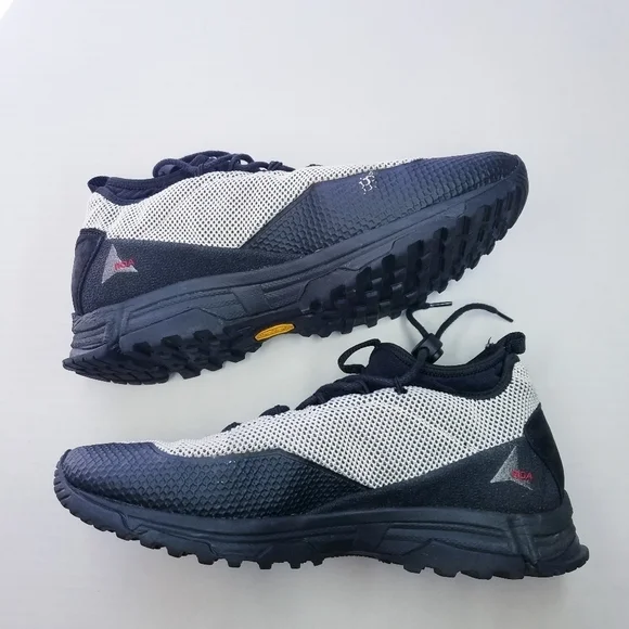 🌸 ROAMens Hiking Shoes, size‎ 42